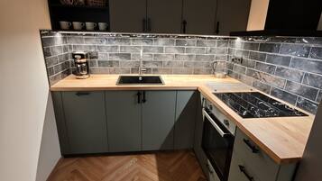 Microwave, oven, dishwasher