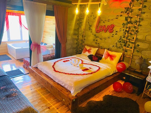 Phòng phong cách lãng mạn | Giường phụ