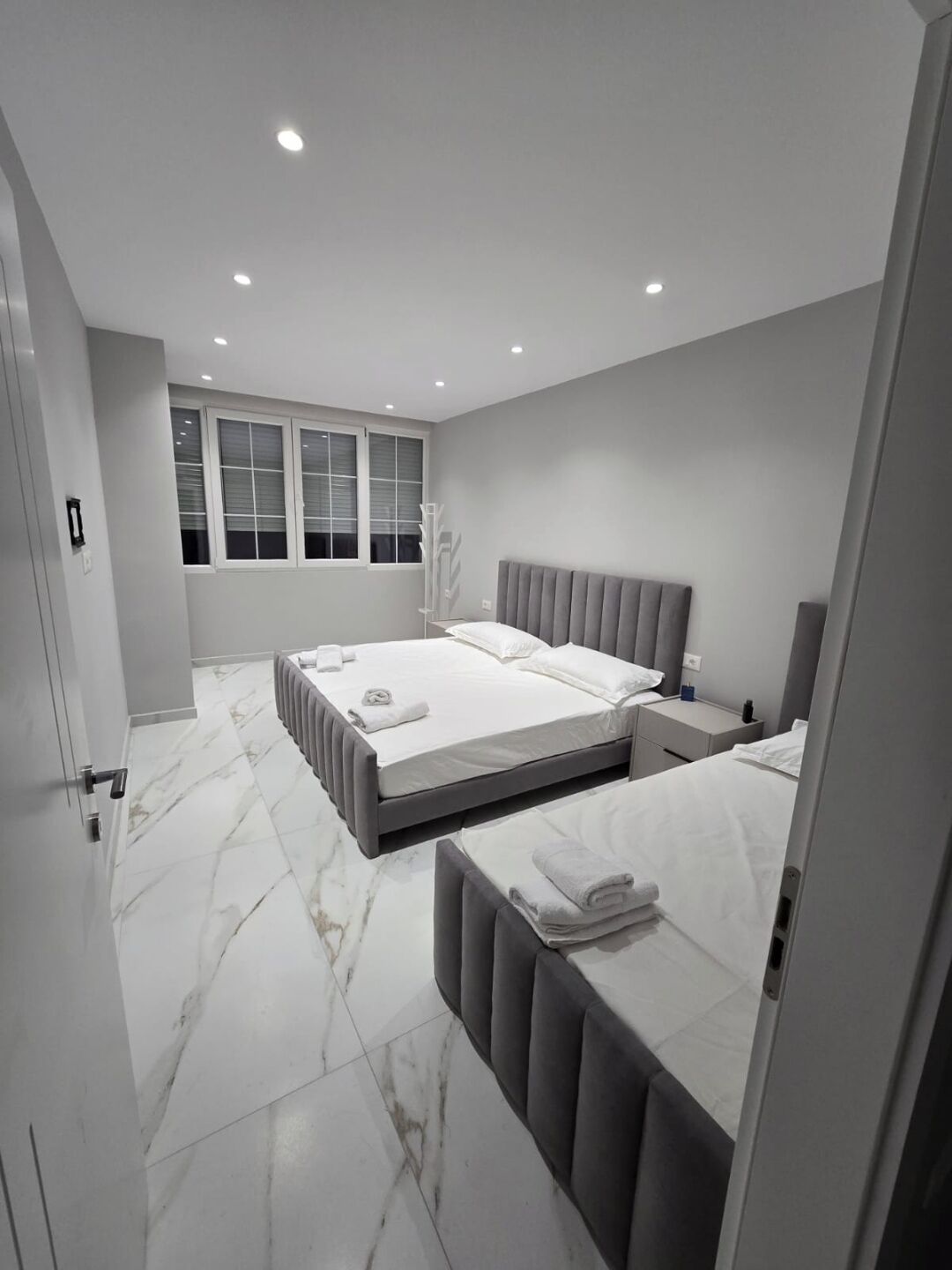 2 間睡房、熨斗/熨衫板、Wi-Fi、床單