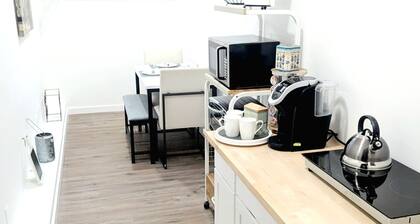 Terrific corporate apartment with central air and jacuzzi in the Lehigh Valley