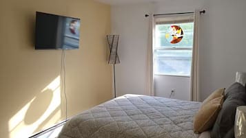3 chambres, fer et planche à repasser, Wi-Fi, draps fournis