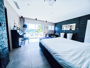 4 camere, ferro/asse da stiro, Wi-Fi, lenzuola