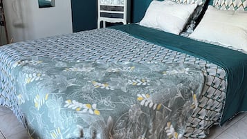 1 habitación, internet y ropa de cama