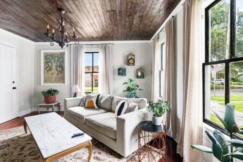 Downtown Mobile: Pet Friendly + 5m Walk to all downtown offers