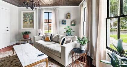 Downtown Mobile: Pet Friendly + 5m Walk to all downtown offers