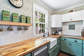 Microwave, oven, stovetop, dishwasher