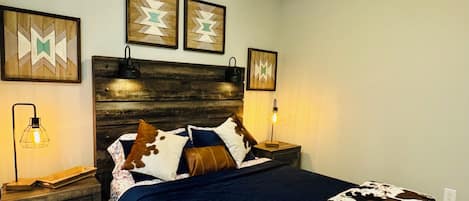 1 slaapkamer, een strijkplank/strijkijzer, wifi, beddengoed