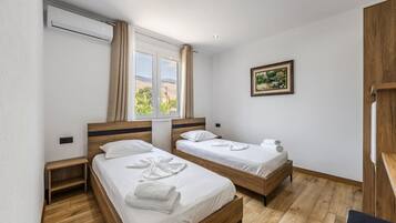 1 habitación, wifi y ropa de cama