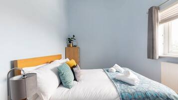 1 bedroom, iron/ironing board, WiFi (free), bed sheets