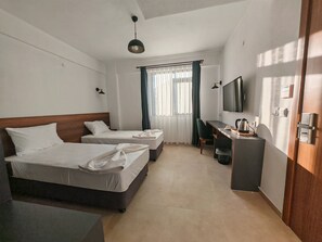 Standard Room | In-room safe, blackout drapes, soundproofing, free WiFi - Rigani Gökçeada (+14)  (Gokceada)