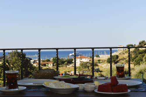 Rigani Gökçeada (+14) 