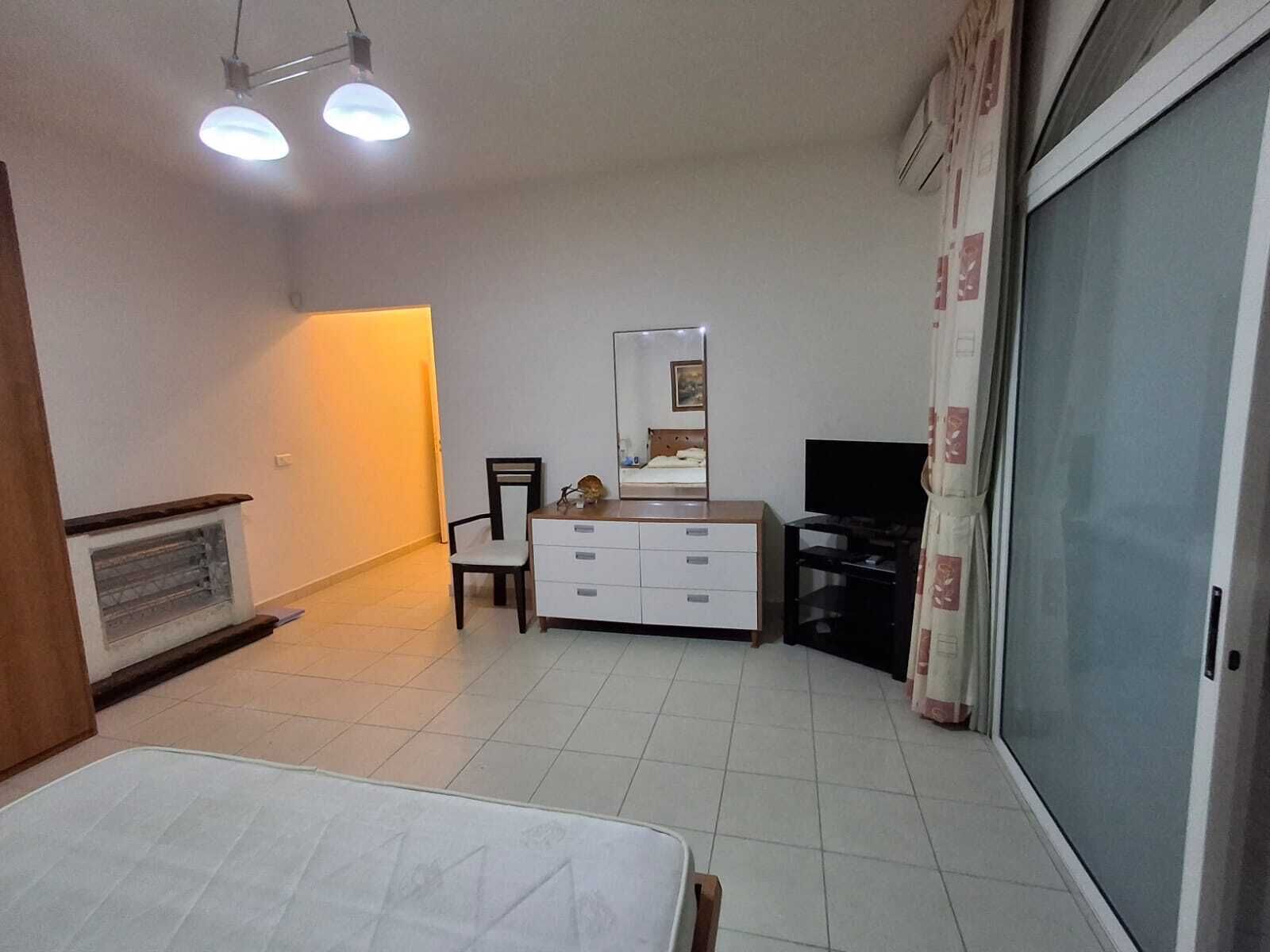 Family Apartment, Sea View | Desk, laptop workspace, blackout drapes, soundproofing