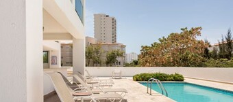 1 Min to Beach / Sleeps 4 / Family Friendly/ 45 min from Santo Domingo