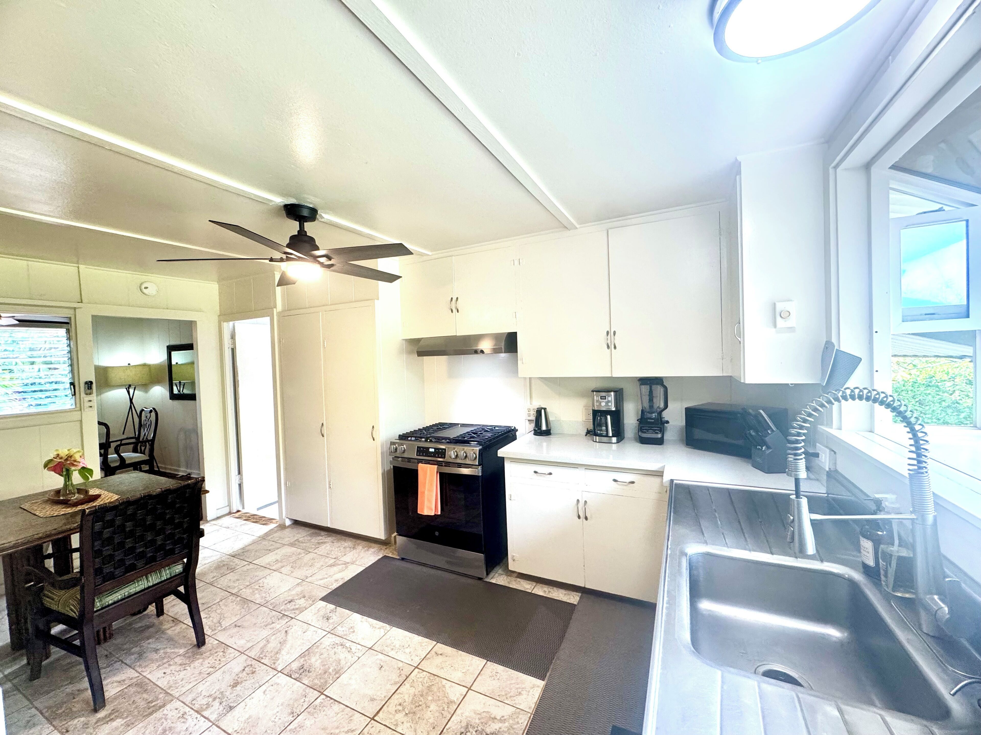 Microwave, oven, stovetop, dishwasher