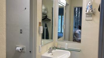 Superior-Zimmer | Badezimmer | Dusche, Haartrockner, Handtücher, Seife