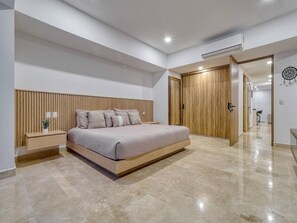 1 bedroom, iron/ironing board, travel cot, WiFi