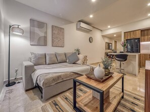 1 bedroom, iron/ironing board, travel cot, WiFi