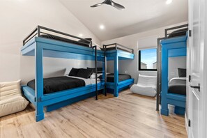 7 bedrooms, iron/ironing board, travel crib, free WiFi