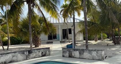 Cottage 6 - Charming 1-bedroom cottage-pool-tennis-walk to beach in Sandy Point