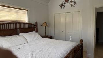 1 camera, ferro/asse da stiro, Wi-Fi, lenzuola