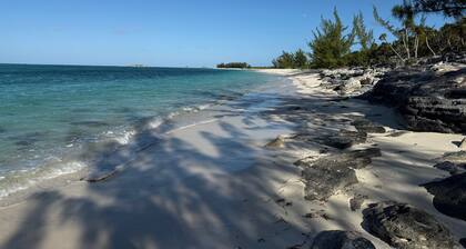 Cottage 6 - Charming 1-bedroom cottage-pool-tennis-walk to beach in Sandy Point