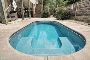 室外游泳池,恒温泳池