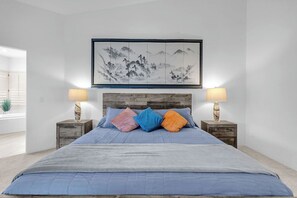 3 quartos, ferros/tábuas de passar roupa, Wi-Fi, roupa de cama