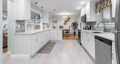 NEWLY RENOVATED MODERN 4BR, 3BTH COLONIAL HOME 2 LEVELS AC Near All, NYC Access