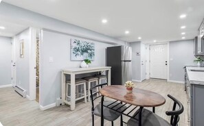 Dining - Spacious Renovated 5BR Home - Sleeps 12, Near Beaches, NYC & Huntington Village (Wheatley Heights)