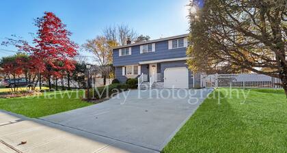 NEWLY RENOVATED MODERN 4BR, 3BTH COLONIAL HOME 2 LEVELS AC Near All, NYC Access