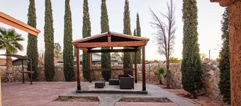 Cozy Retreat w/ King Bed, Backyard & Private Patio