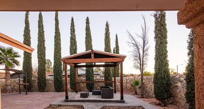 Cozy Retreat w/ King Bed, Backyard & Private Patio