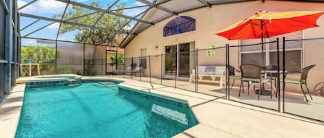 Hồ bơi ngoài trời, dù/ô trên bãi biển/hồ bơi, ghế dài tắm nắng