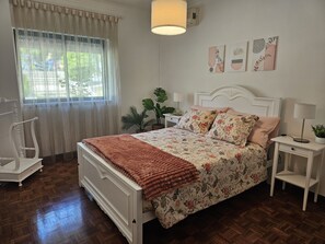 2 sovrum, strykjärn/strykbräda, wi-fi och sängkläder