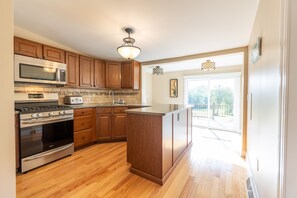 Microwave, stovetop - Lakeside Retreat with Guest Cottage on 5+ Acres (Broadalbin)