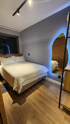 1 bedroom, internet, bed sheets