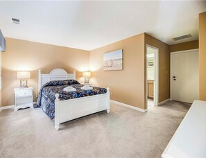 3 bedrooms, iron/ironing board, WiFi
