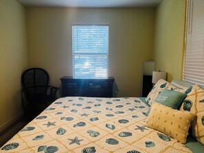 2 chambres, fer et planche à repasser, Wi-Fi gratuit, draps fournis