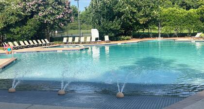 Spacious 3-bedroom townhome in desirable Tollgate Village.