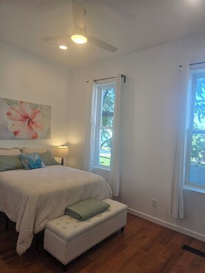 1 غرفة نوم ومكواة/لوح كي وواي فاي وملاءات أسرّة