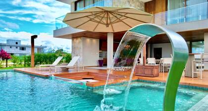 Casa Lagun – 6 Luxury Suites with Sea and Lagoon Views in Alphaville Guarajuba