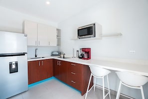 Microwave, stovetop