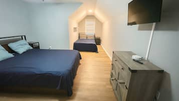 4 makuuhuonetta, silitysrauta/-lauta, vauvan matkasänky, ilmainen Wi-Fi