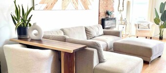 3-bedroom house in charming St. Louis historic district Free shuttle to games