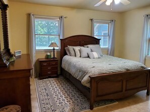 7 Schlafzimmer, Bügeleisen/Bügelbrett, WLAN, Bettwäsche