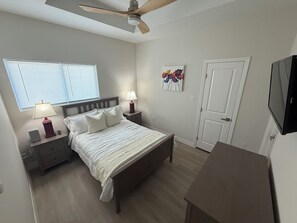 3 Schlafzimmer, Bügeleisen/Bügelbrett, WLAN, Bettwäsche