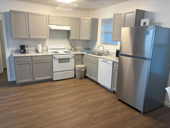 Microwave, oven, stovetop, dishwasher