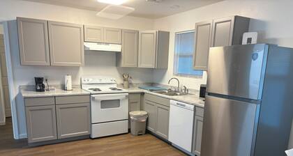 New 2-bedroom Duplex in Guthrie close to I-35