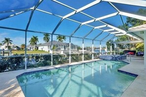 Piscina climatitzada 