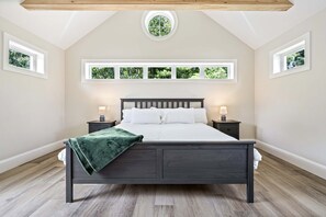 House, Multiple Beds, Patio, Garden View (Bourne By The Beach) | Individually decorated, individually furnished, bed sheets